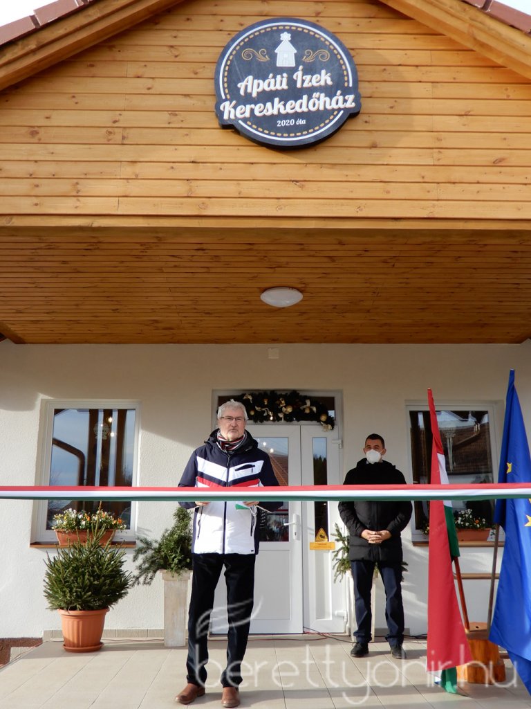 Megnyílt az Apáti Ízek Kereskedőház 14